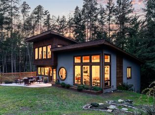 2405 Carpenter Rd, Capital, BC V9Z 0R1