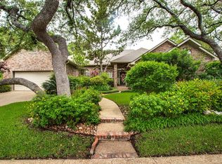 12 Inwood Point Dr, San Antonio, TX 78248