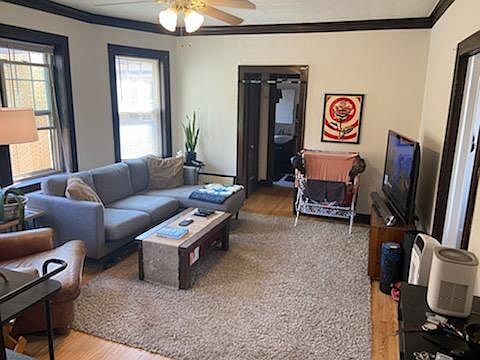 2nd image of 1019 S Oak Park Ave APT 3B