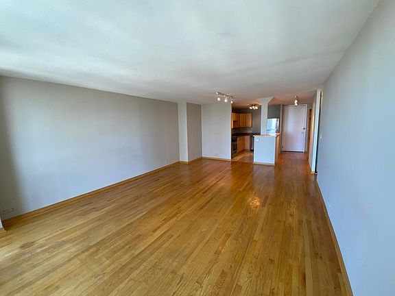 3rd image of 1660 N Lasalle St #1908