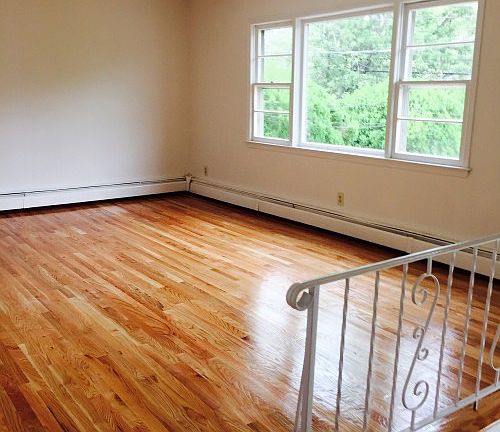 5th image of 2589 Beach Dr