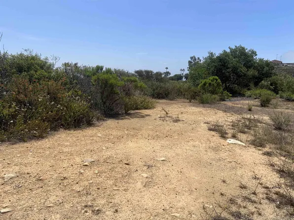 Washingtonia Dr #30, San Marcos, CA 92078