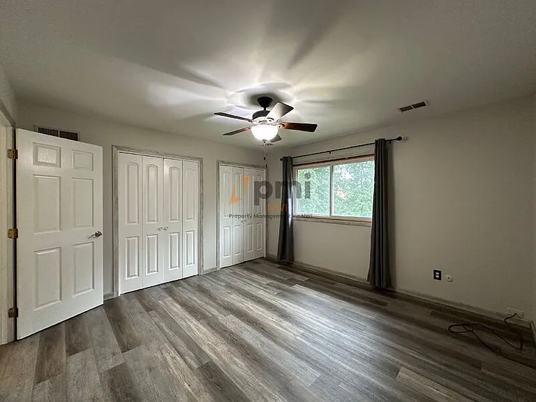 711 Wellington Dr — Photo 8