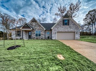 186 Merino Dr, Atoka, TN 38004