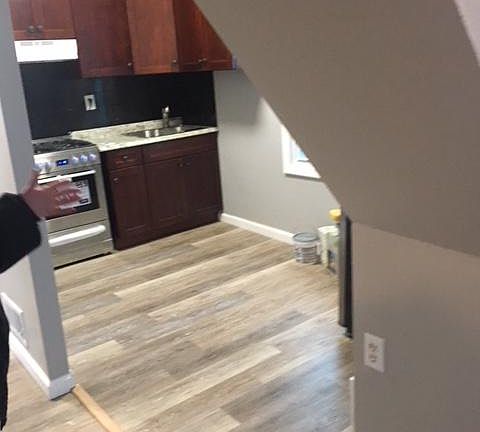 2nd image of 558 Minnieford Ave
