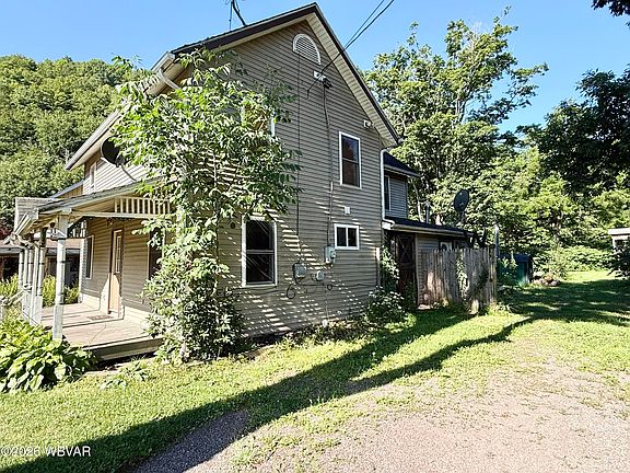 2nd image of 13 Swamp Poodle Rd