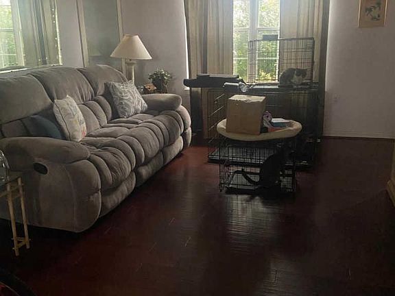 5th image of 6 Chancery Ct