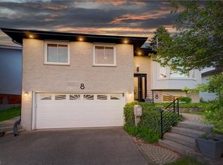 8 Esther Ave, Cambridge, ON N1S4L6