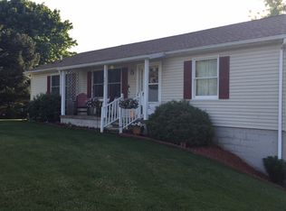 696 Mercer New Wilmington Rd, Mercer, PA 16137