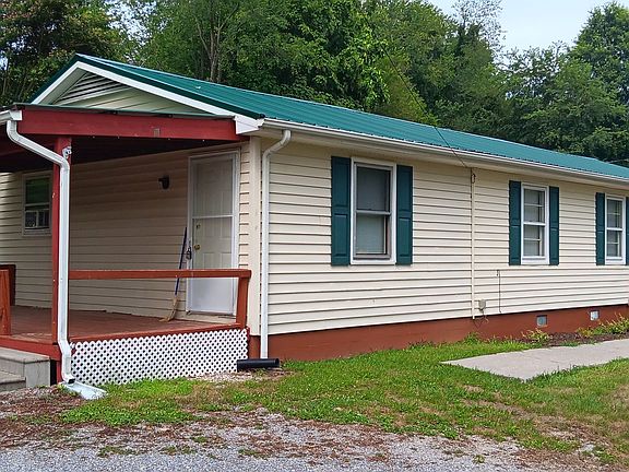 2nd image of 620 School Ln