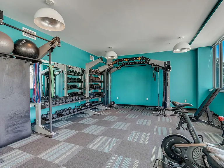 Element Apartments — Photo 7