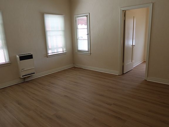 3rd image of 803 N Detroit St #7