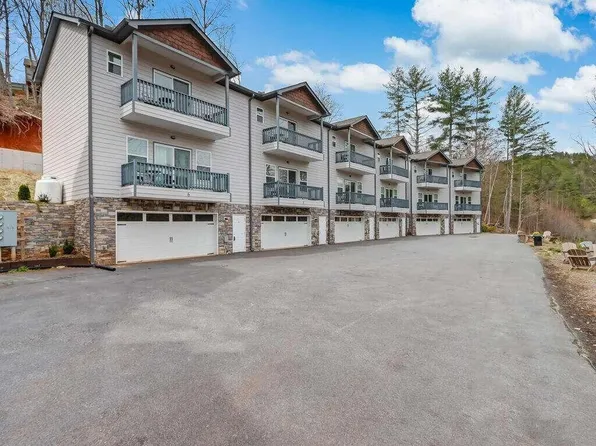 664 Bahn Innsbruck, Helen, GA 30545