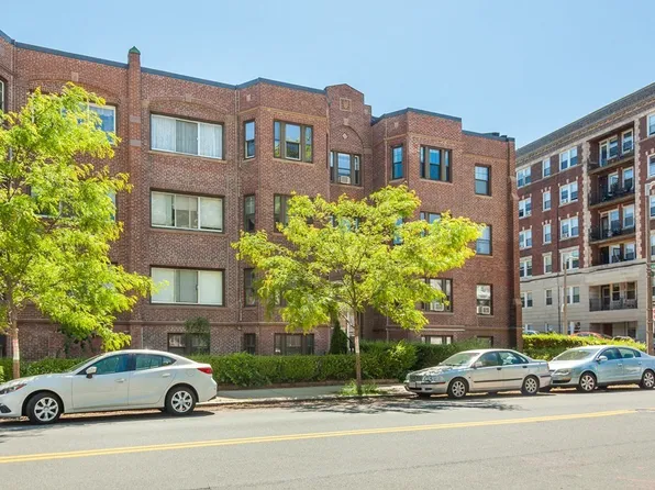 108 E Washington Rd #11, Hinsdale, MA 01235