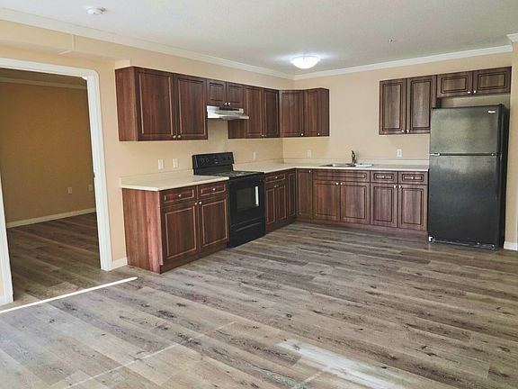 2nd image of 5202 49th St #102