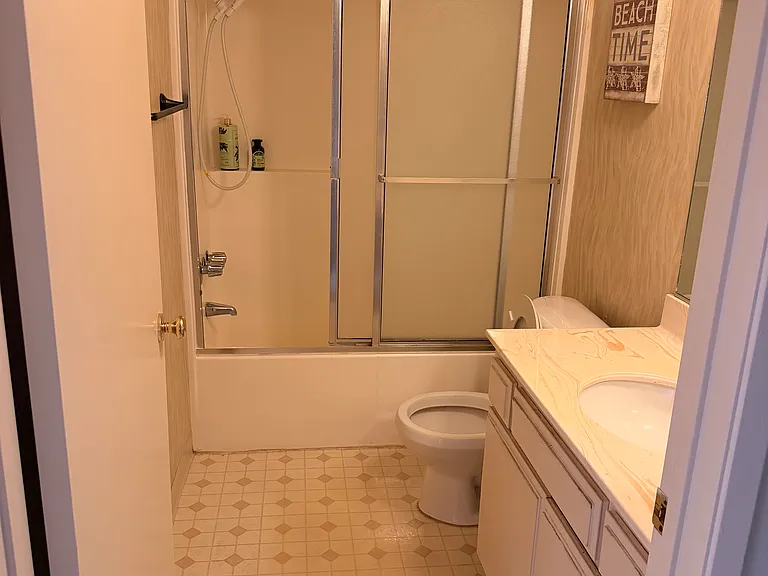 1611 Camden Ave #201 — Photo 4