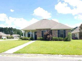 15072 Cross Gate Dr, Walker, LA 70785