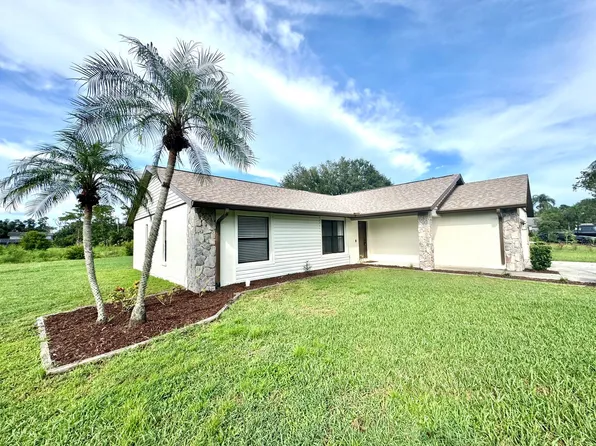 13605 3rd Ave E, Bradenton, FL 34212