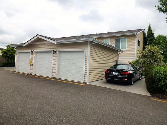 One-car detached garage next to condo unit & guest parking available