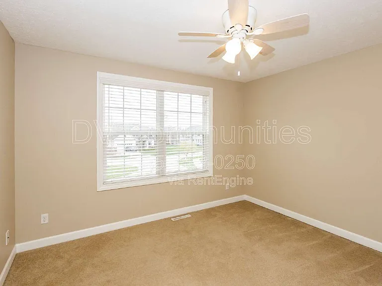 8240 Talbot Cir — Photo 27