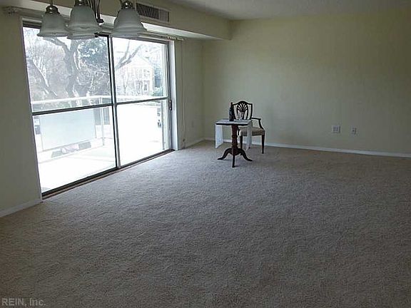 4th image of 1 Crawford Pkwy APT 204