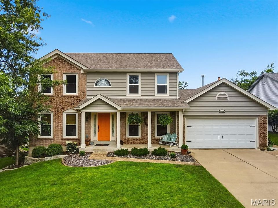 1st image of 1010 Waldo Ln