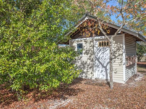 3rd image of 11331 Lakeview Dr
