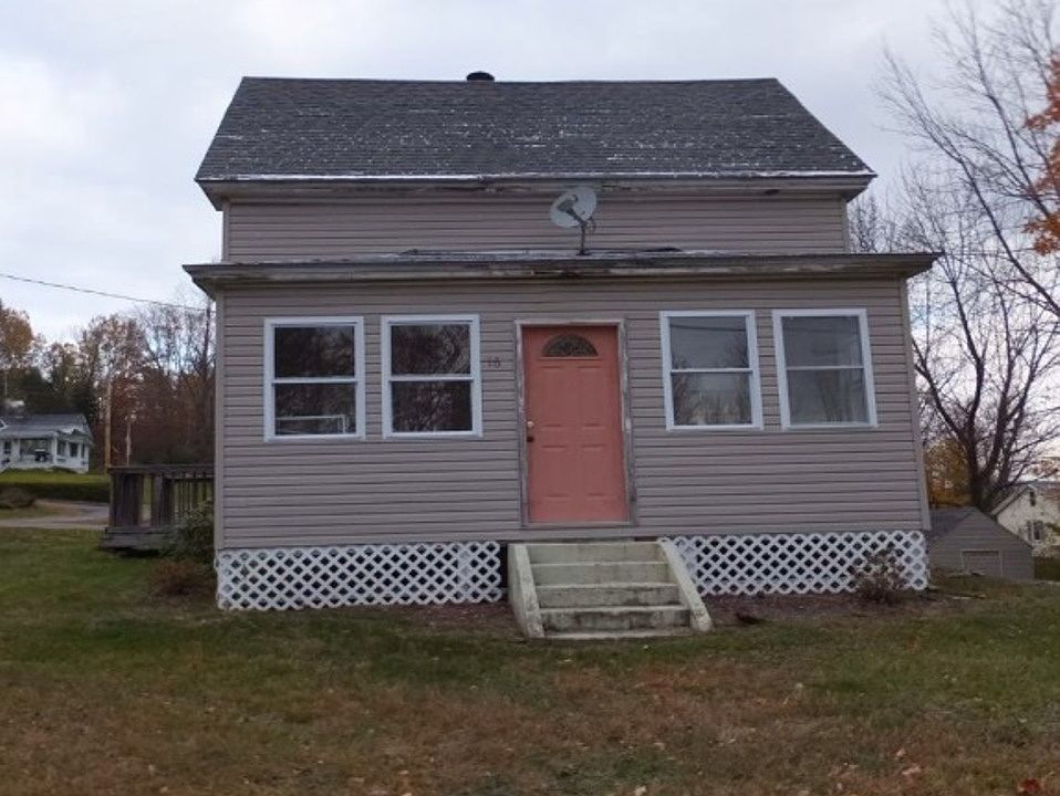 1st image of 16 2nd St