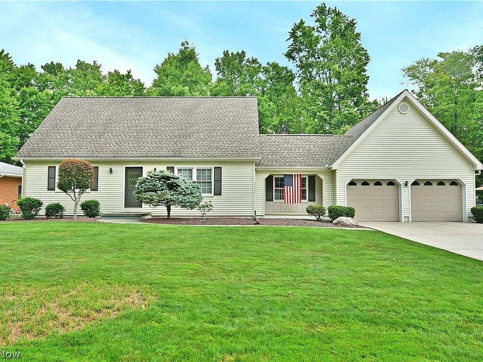 1st image of 224 Old Oak Dr