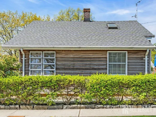 75 Lafayette St, Milltown, NJ 08850