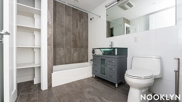 Rented by Nooklyn NYC LLC | media 19