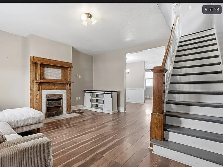 233 Edith St — Photo 2