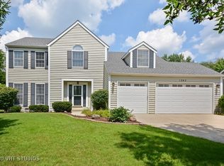 1243 Leverenz Rd, Naperville, IL 60564