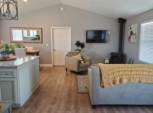 1483 Farroll Rd #B, Grover Beach, CA 93433