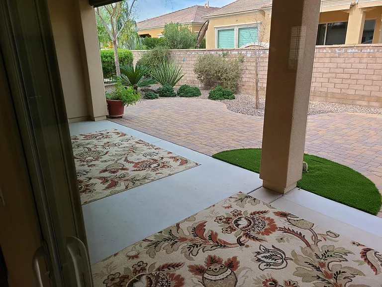 1714 E Alegria Rd — Photo 28