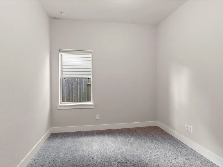 18547 First Landing Dr — Photo 18