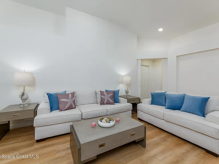 4540 Bellaluna Dr — Photo 11