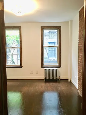 Rented by Warren T Real Estate Corp. | media 9