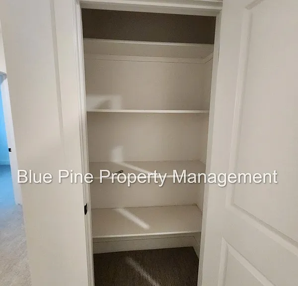 1664 S Higbee Ave — Photo 13