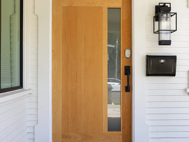 346 Molino Ave — Photo 11
