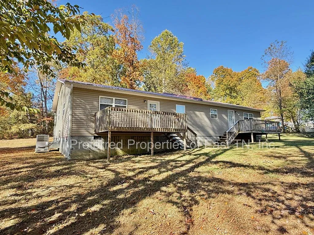 7375 Erwin Hwy — Photo 1