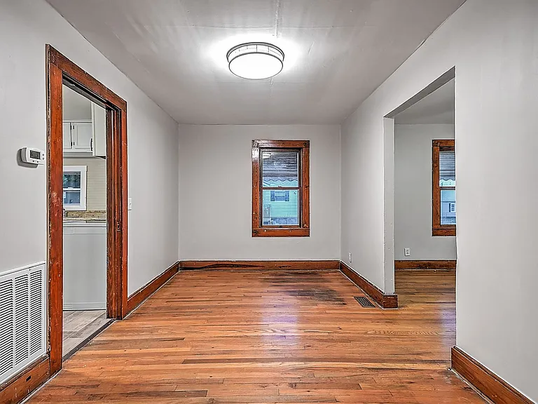 1630 Park St — Photo 11