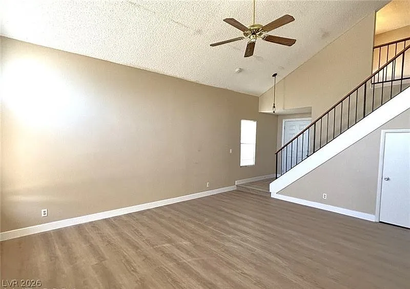 2 bed, 2.5 bath, 1408 sqft, $1,790 — Photo 2