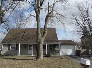 743 Heritage Rd, Valparaiso, IN 46385