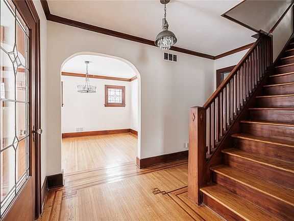 4th image of 95 Fairhaven Rd