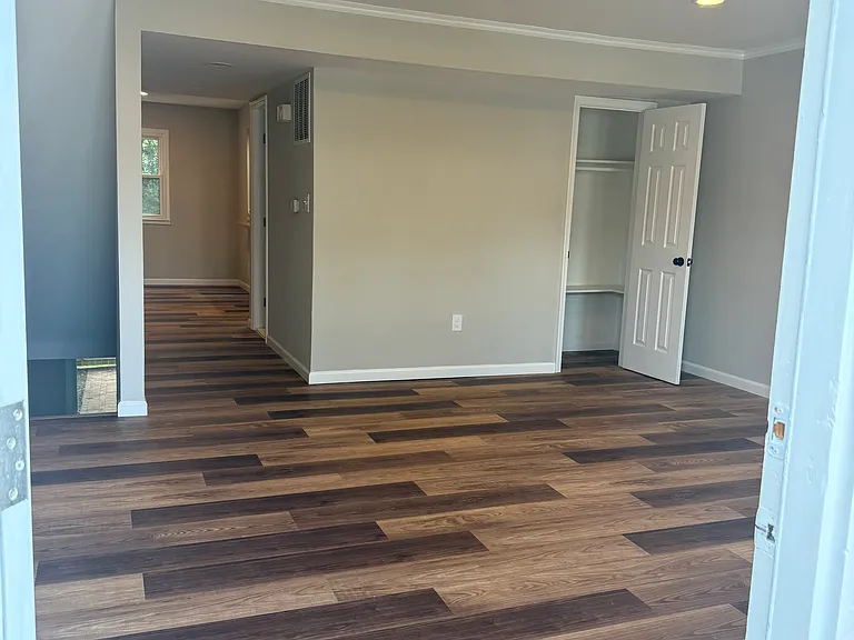 14658 Bakersfield St — Photo 12