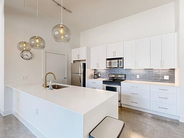 2502 Live Oak St #217 — Photo 12