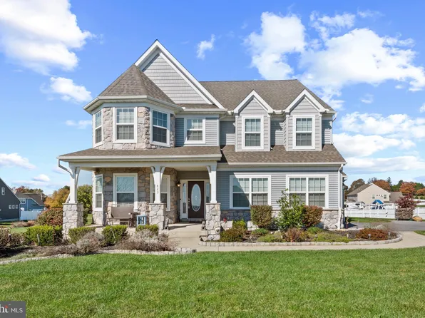 429 Majestic Ct, Hampstead, MD 21074