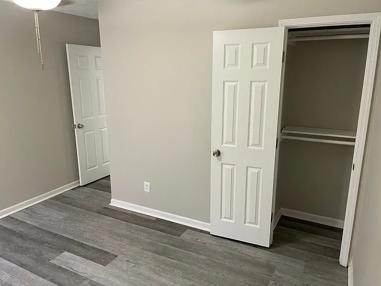859A Park Pl NE — Photo 19