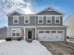 2688 Himelrigh Blvd, Barberton, OH 44203